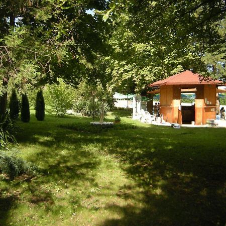 Park Hotel Persey Varna ภายนอก รูปภาพ