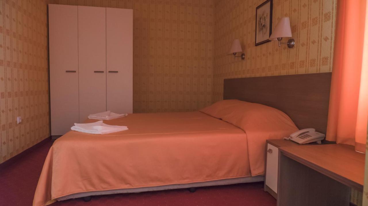 Park Hotel Persey Varna ภายนอก รูปภาพ