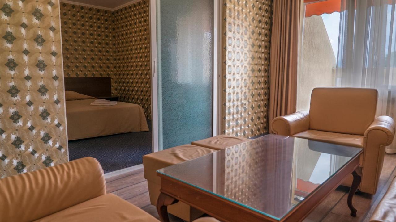 Park Hotel Persey Varna ภายนอก รูปภาพ
