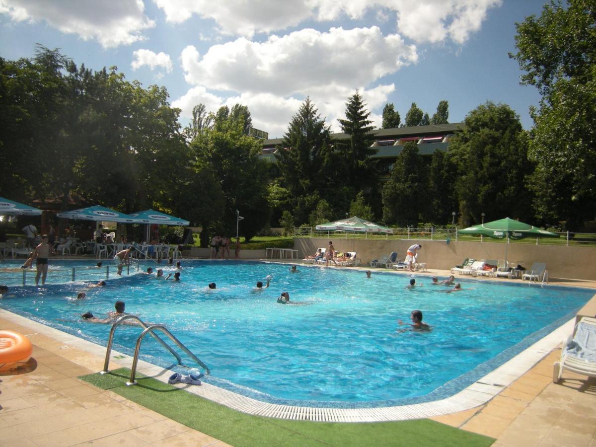 Park Hotel Persey Varna ภายนอก รูปภาพ