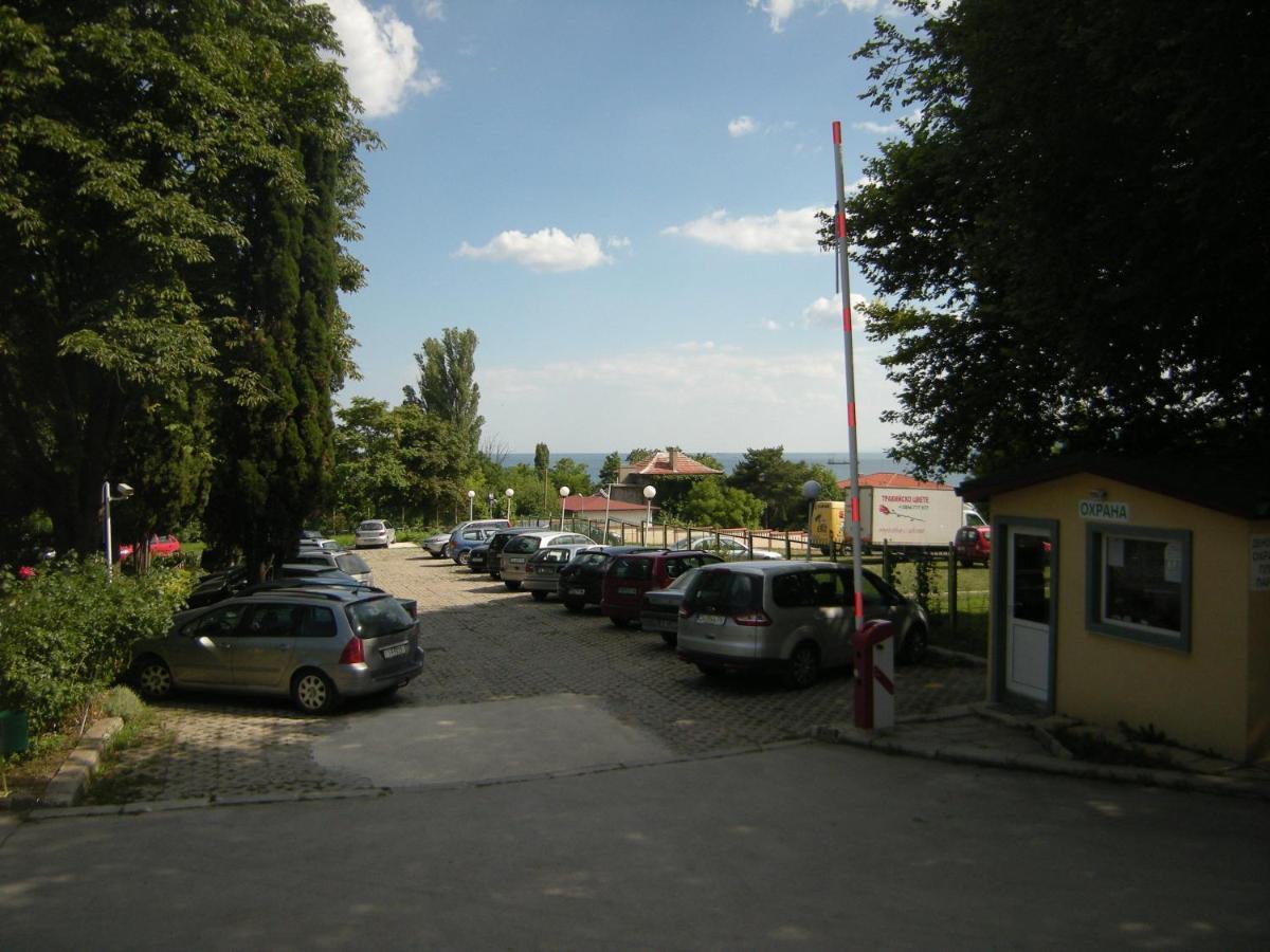 Park Hotel Persey Varna ภายนอก รูปภาพ